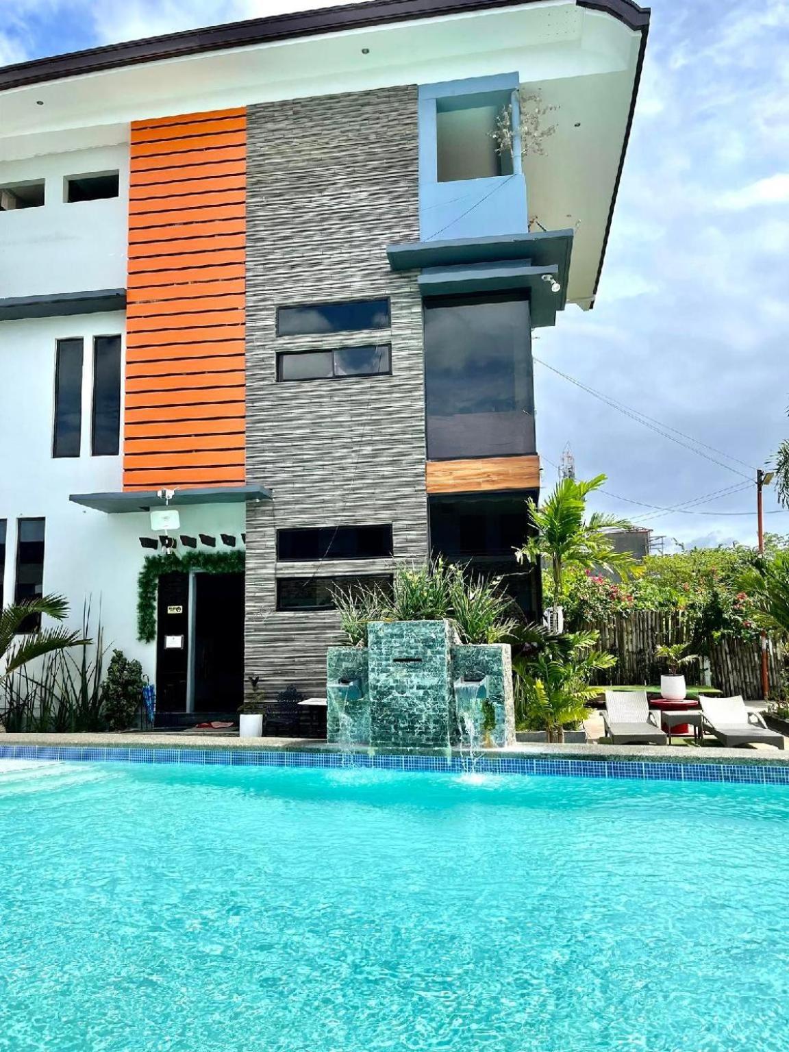Little Rock Cebu Lapu-Lapu City Exterior foto