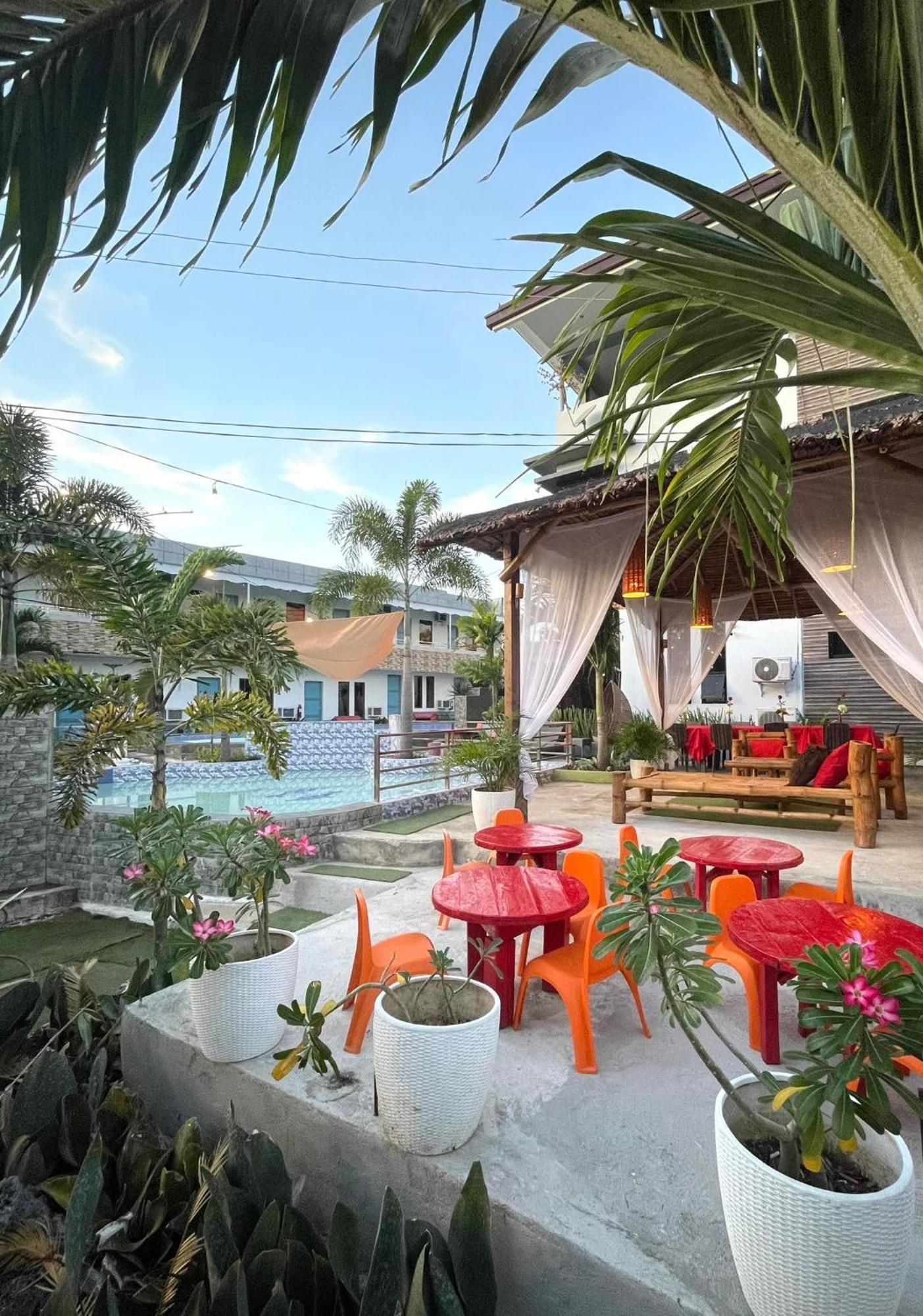 Little Rock Cebu Lapu-Lapu City Exterior foto