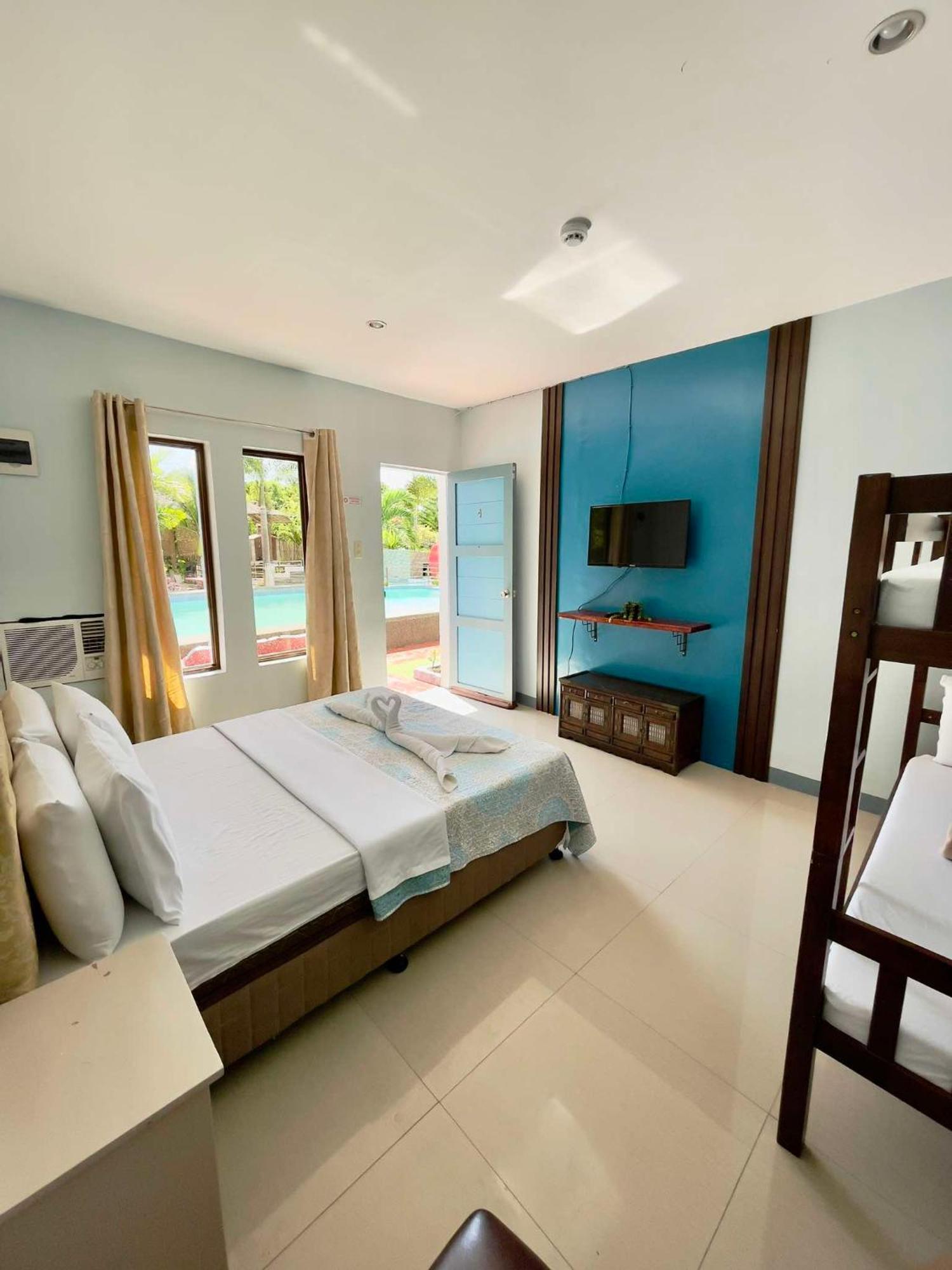 Little Rock Cebu Lapu-Lapu City Exterior foto