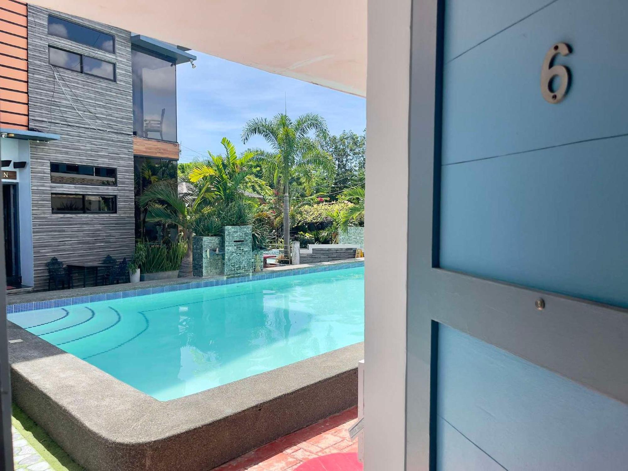Little Rock Cebu Lapu-Lapu City Exterior foto